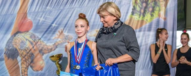 Юных спортсменов в Хабаровске наградили за успехи в первенстве по художественной гимнастике