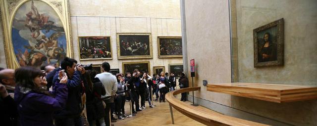 Лувр запретил вывозить «Мону Лизу» за пределы музея
