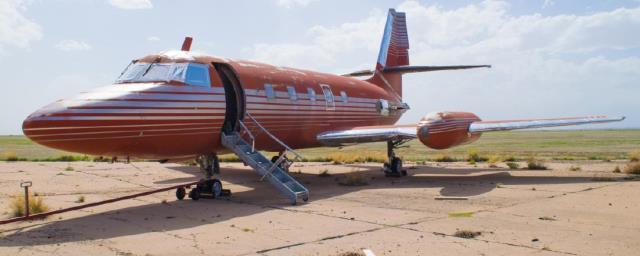 На аукционе в США выставлен личный самолет Элвиса Пресли