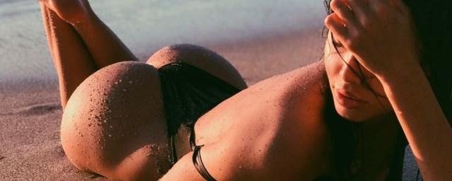 Девушка Тимати поделилась эротическими фото с пляжа