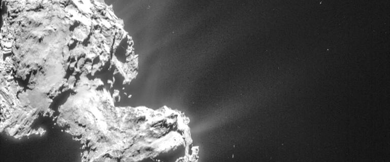 Планетологи впервые изучили состав пыли с кометы Чурюмова-Герасименко