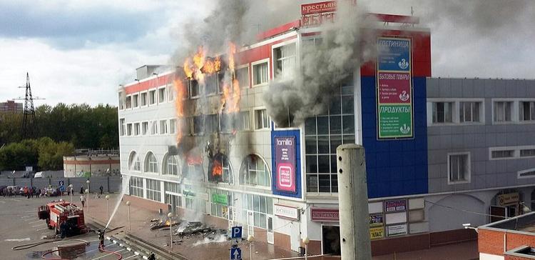 В Королеве при пожаре в торговом комплексе пострадали шесть человек