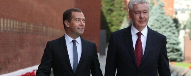 Собянин и Медведев возглавили рейтинг вероятных преемников Путина
