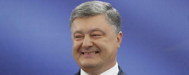 Порошенко заявил о планах Киева обеспечить безвизовый режим с Канадой