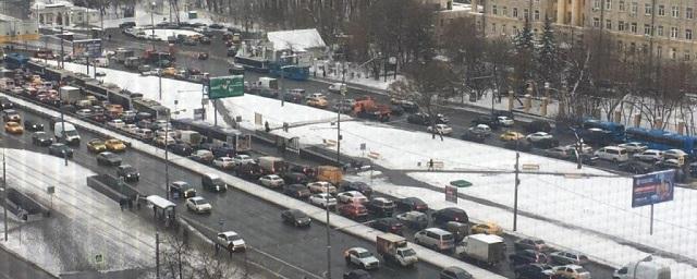 В Москве из-за провала грунта затопило Тушинский тоннель
