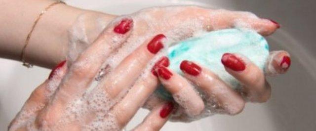 Ученые: Мытье рук помогает людям «перезагружать» мозг