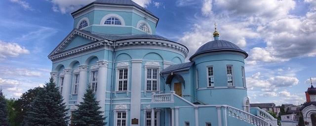 Жительница Воронежа сообщила о бомбе в Алексиево-Акатовом монастыре