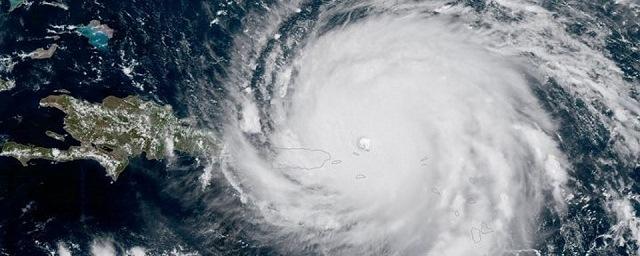 В Атлантике тропический шторм «Мария» усилился до урагана