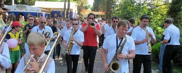 Фестиваль «Акваджаз» в Сочи посетят музыканты из ЕС и США