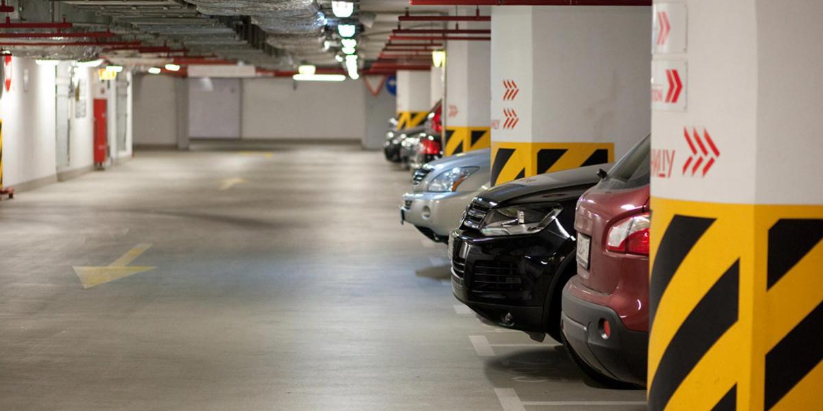В Москве на первых этажах новостроек намерены оборудовать парковки