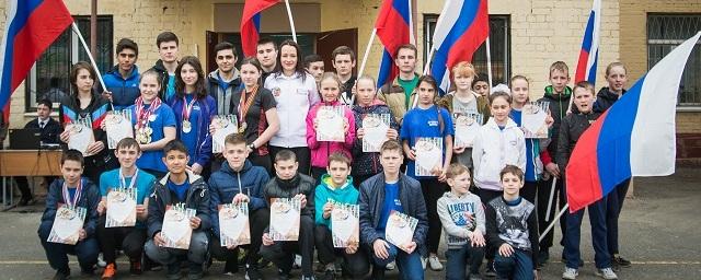 В Волгограде 300 школьников отметили Всемирный день здоровья