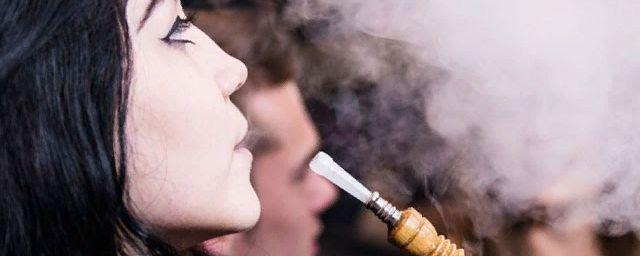 Ученые: Курение кальяна равноценно курению обычных сигарет