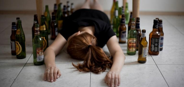 Медики: Женский алкоголизм гораздо опаснее мужского