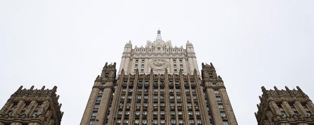 Журналистам продемонстрировали новый шпиль здания МИД РФ