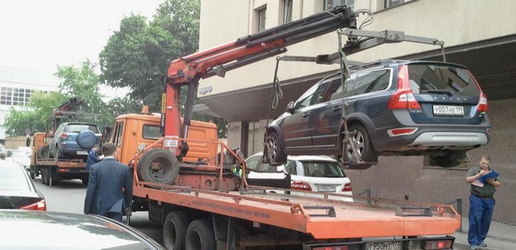 В Петербурге подорожает эвакуация автомобилей