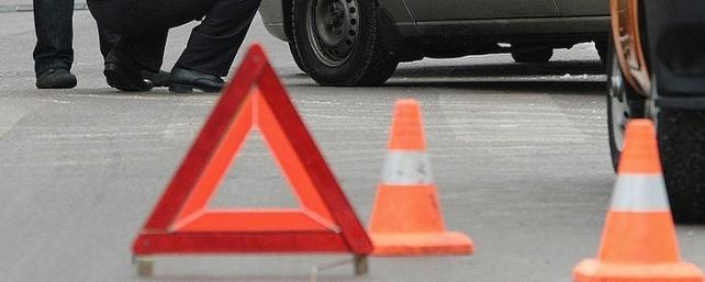 В Москве грузовик сбил на переходе женщину и двоих детей