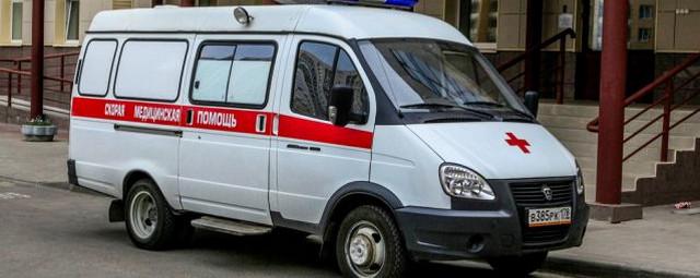 В Петербурге посетитель бара на авто умышленно сбил четырех обидчиков