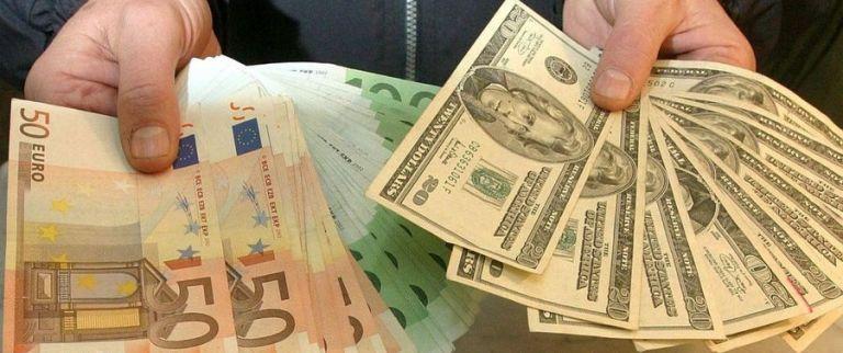 Центробанк установил курсы валют на 14 апреля