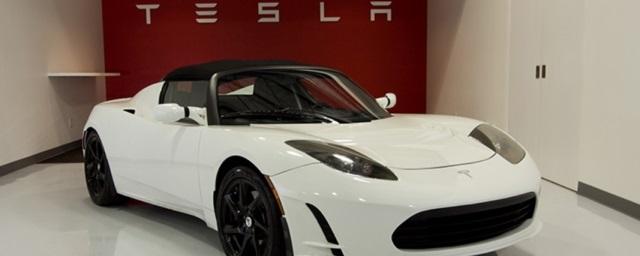 Tesla анонсировала выпуск новой генерации сверхбыстрого Roadster