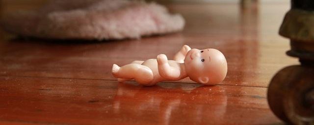 В Пермском крае мать прятала в шкафу тело умершего ребенка