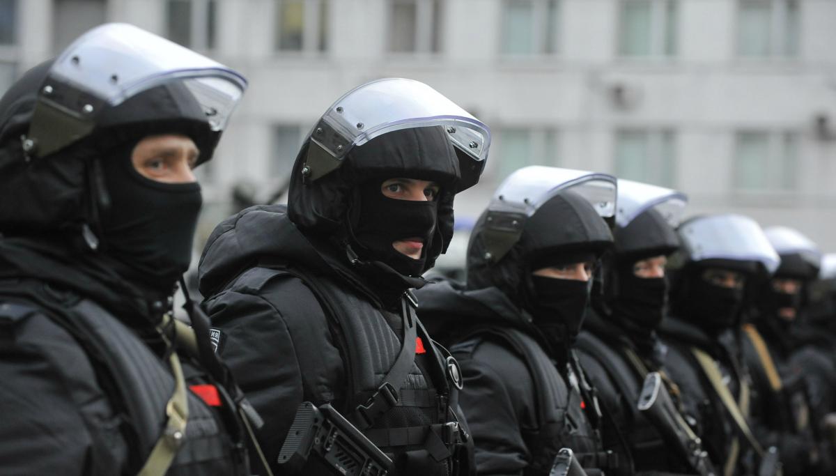 ФСБ провела обыски в московском офисе «РГС Жизнь»