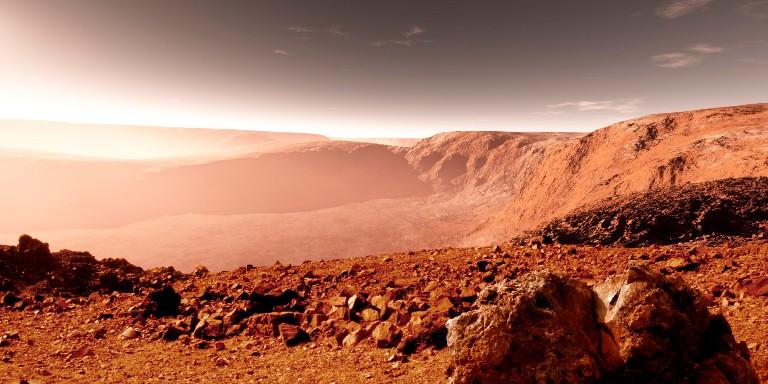Планетологи нашли потенциально обитаемое плато на Марсе