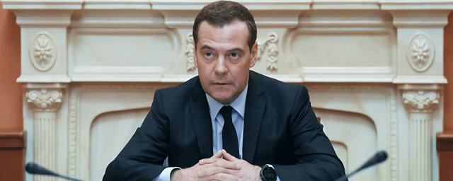 Матвиенко: Медведев не получит пожизненный статус сенатора в Совфеде