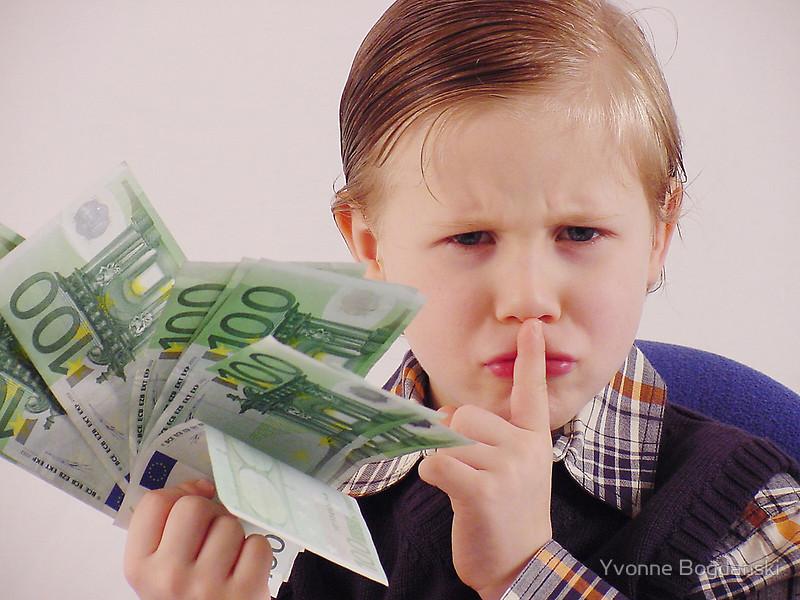 Психологи: Дети вырастают эгоистами из-за денег