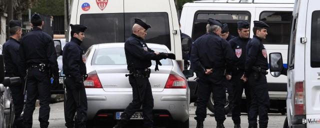 В Париже в результате стрельбы погиб сотрудник полиции