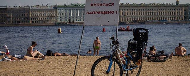 Петербуржцам разрешили купаться только в одном водоеме