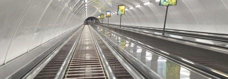 В Петербурге станцию метро «Василеостровская» открыли после капремонта
