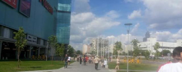В Москве из-за ложной угрозы взрыва эвакуировали ТЦ «Авиапарк»