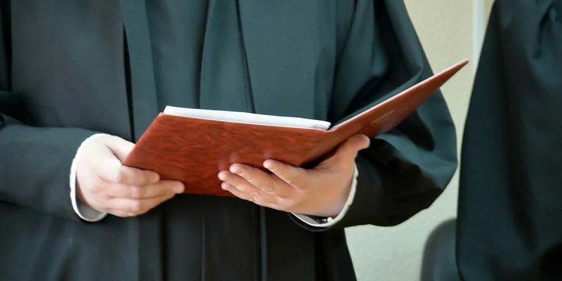 Суд Югорска оправдал двух членов организации «Свидетели Иеговы»