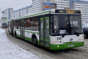 С улиц Череповца исчезнут автобусы-гармошки, привезенные из Москвы три года назад