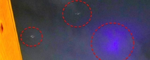 В небе над США замечены несколько НЛО в фиолетовом сиянии