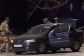 Подозреваемый при задержании привёл в действие взрывное устройство в Луганске
