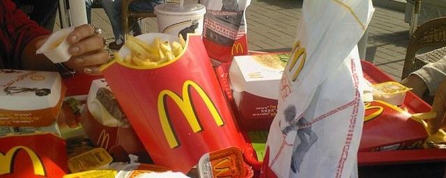 В петербургском McDonald's произошла массовая драка