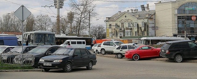 В Симферополе закрывают остановку «Центральный рынок»