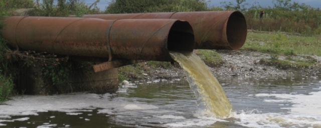 Черкесский водоканал оштрафован на 1,7 млн рублей за загрязнение реки