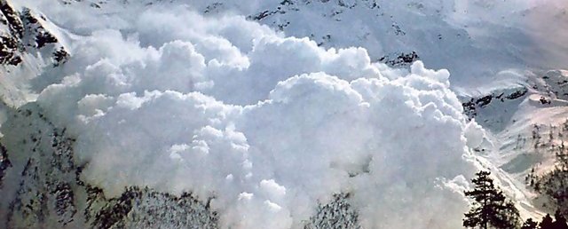 В Кабардино-Балкарии сошла первая в этом году снежная лавина