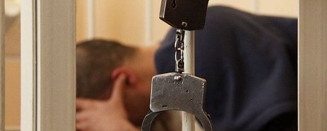 Адвокат из Саратова осужден на четыре года за мошенничество