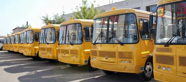 В Орловскую область прибыли 28 школьных автобусов