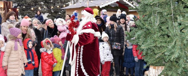 В Астрахани продолжаются веселые новогодние гуляния