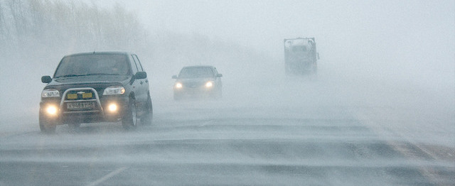 В Оренбургской области ожидается шквальный ветер и туман