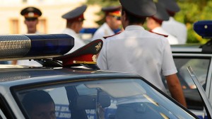 Ford Focus протаранил две иномарки и полицейский ВАЗ