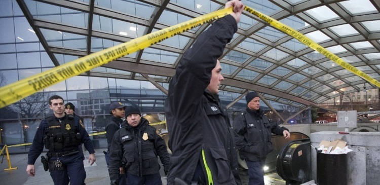 В Вашингтоне в результате задымления в метро погиб один человек
