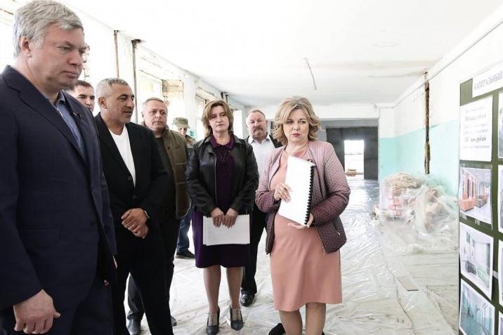 Губернатор Ульяновской области лично проверил, как ремонтируют Барышскую школу №4