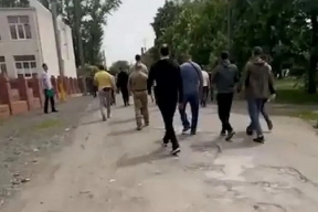 В Ростовской области полиция разбирается в школьном конфликте ученика и учителя, власти предостерегают граждан от провокаций