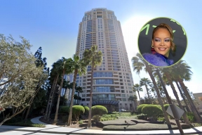 Singer Rihanna got rid of her LA penthouse