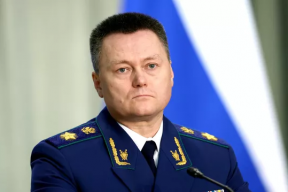 Генпрокурор Краснов поздравил россиян с Днем Победы